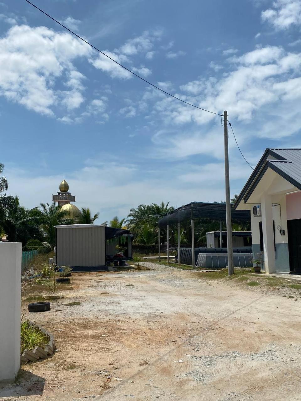 Yn Cabin Tanjung Karang Екстериор снимка