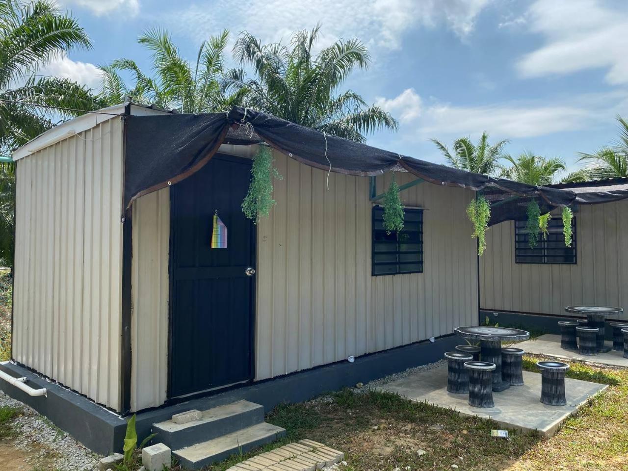 Yn Cabin Tanjung Karang Екстериор снимка